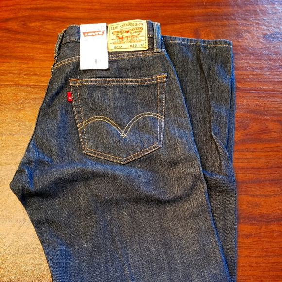 Levi's Other - NEW Levi's 505 Straight Fit Jeans 33/32